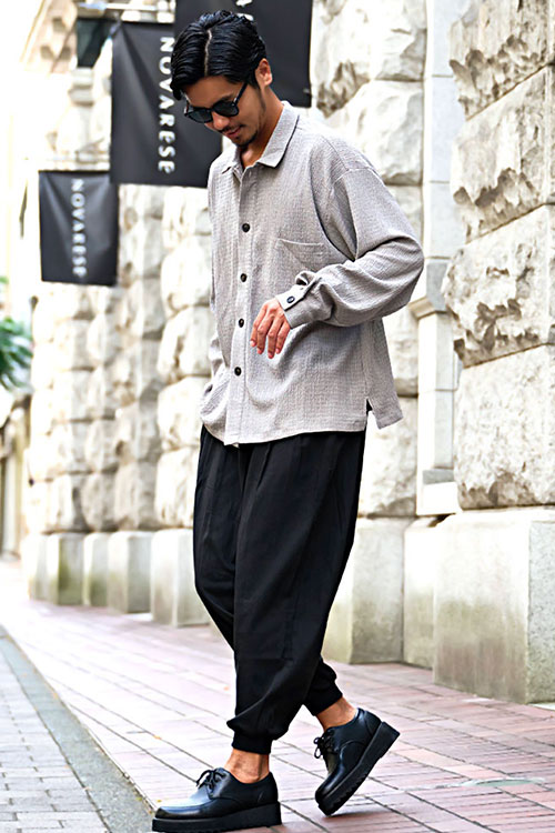 VIOLA rumore ヴィオラルモーレ ビオラ テーパードパンツ 刺繍